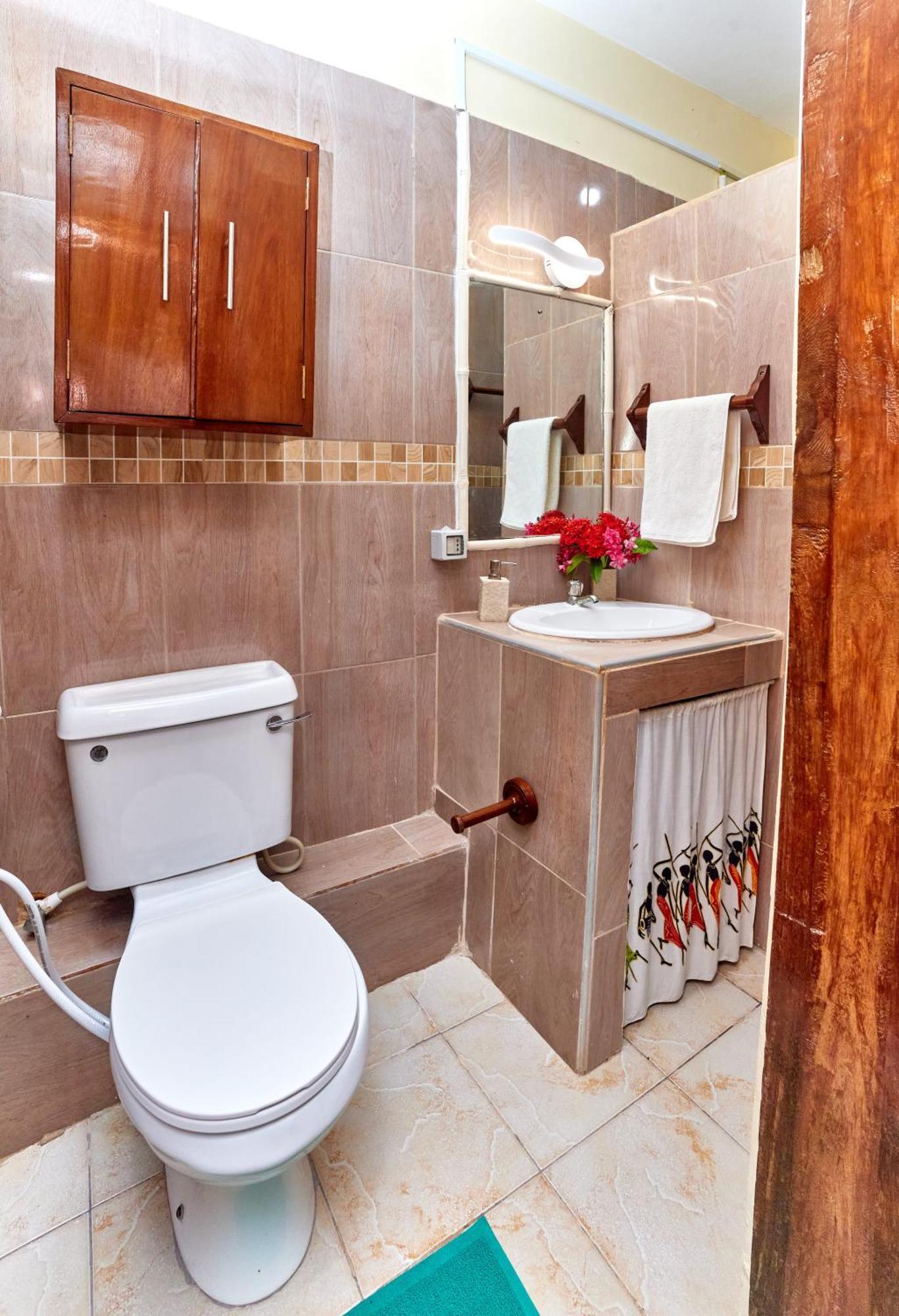 Diani Beach Gold Apartments Bagian luar foto