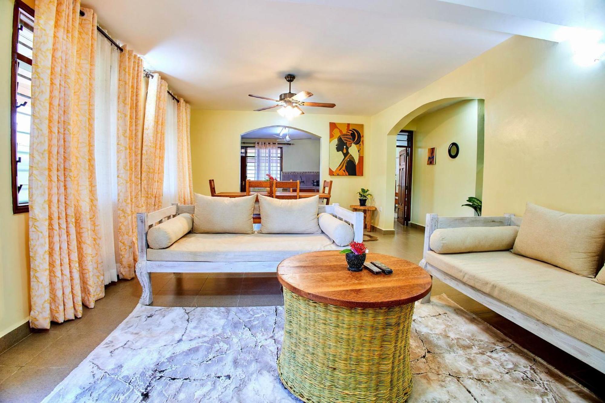 Diani Beach Gold Apartments Bagian luar foto