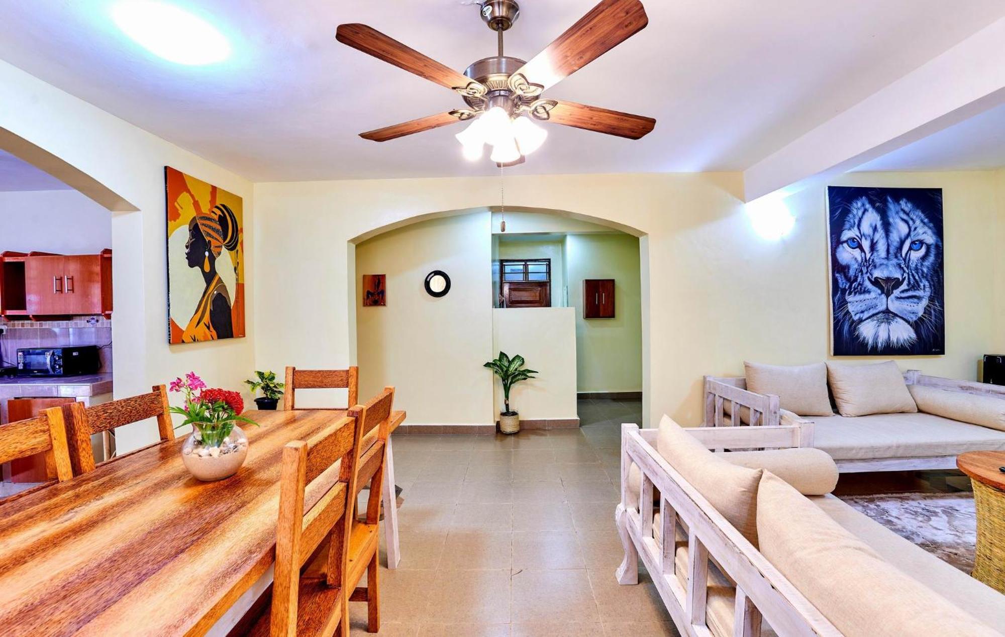 Diani Beach Gold Apartments Bagian luar foto