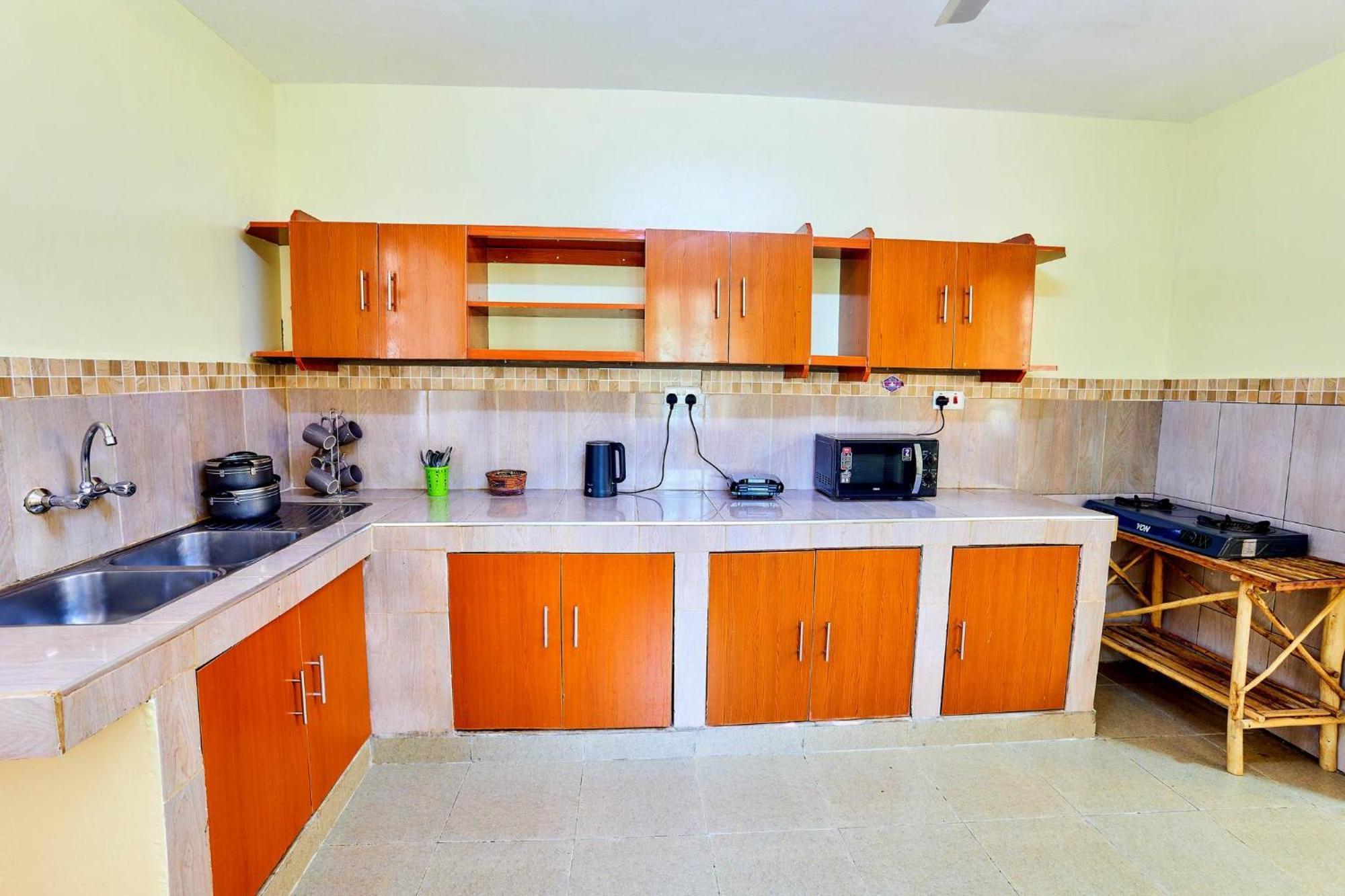 Diani Beach Gold Apartments Bagian luar foto